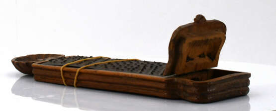 Two boxwood tobacco graters - photo 4