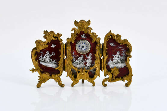 Miniature gilt bronze table clock in the shape of a three-piece folding screen - photo 2