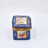 Presumably Italy. Enamel and fire-gilt copper snuff box with depiction of "Judith with the head of Holofernes". - photo 3