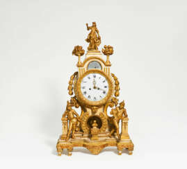 Wooden classicism clock