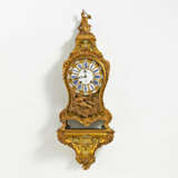 Paris. Louis XV Boulle pendulum clock on console made of brass and tortoiseshell - photo 1