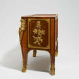 France. Splendid mahogany commode style Louis XV - Foto 2