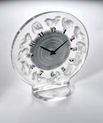 OMEGA AND LALIQUE, FROSTED GLASS AND CHROME 8-DAY ART DECO DESK TIMEPIECE, REF. 13.309