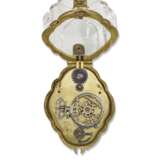 P. LAGISSE, GENEVE, GILT METAL AND GLASS PENDANT WATCH WITH EARLY BALANCE SPRING, MADE FOR THE PERSIAN MARKET - photo 4
