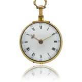 SIMON DE CHARMES, 18K GOLD OPENFACE REPOUSSE QUARTER REPEATING PAIR CASED KEYWOUND VERGE WATCH - фото 2