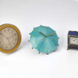 Tiffany & Co.. CARTIER, TIFFANY, SWISS, A GROUP OF THREE DESK TIMEPIECES - Foto 1