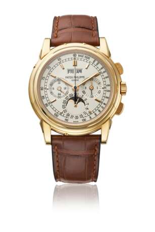 PATEK PHILIPPE. A RARE 18K PINK GOLD PERPETUAL CALENDAR CHRONOGRAPH WRISTWATCH WITH MOON PHASES, 24 HOUR AND LEAP YEAR INDICATION, ADDITONAL CASE BACK, CERTIFICATE OF ORIGIN AND BOX - фото 1