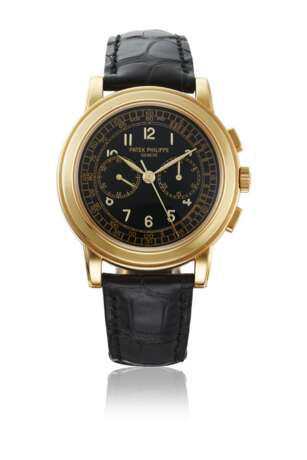 PATEK PHILIPPE. A LARGE AND RARE 18K GOLD CHRONOGRAPH WRISTWATCH WITH CERTIFICATE OF ORIGIN AND BOX - фото 1