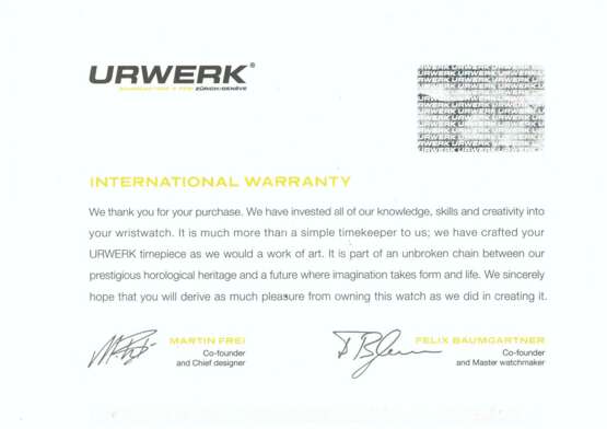 Urwerk. A large, rare and unusual titanium electro-mechanical wristwatch with power reserve, precision indicator, original certificate and box - фото 4