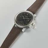 EBERHARD & CO. A VERY RARE AND HIGLY ATTRACTIVE STAINLESS STEEL SPLIT SECONDS CHRONOGRAPH WRISTWATCH WITH TROPICAL DIAL AND START/STOP/LOCK DEVICE - photo 2