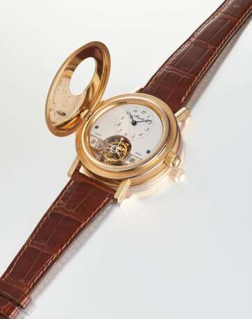 BREGUET. A VERY RARE 18K PINK GOLD LIMITED EDITION HALF HUNTER CASE TOURBILLON WRISTWATCH WITH ENAMEL DIAL - Foto 2