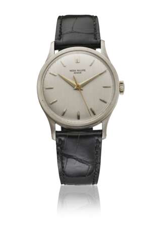 PATEK PHILIPPE. A RARE AND LARGE 18K WHITE GOLD WRISTWATCH WITH SWEEP CENTRE SECONDS - фото 1