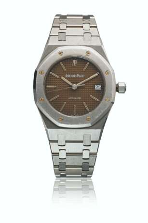 AUDEMARS PIGUET. A RARE AND HIGHLY ATTRACTIVE STAINLESS STEEL AUTOMATIC WRISTWATCH WITH TROPICAL DIAL, DATE, BRACELET AND BOX - фото 1