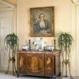 A GEORGE III ORMOLU-MOUNTED MAHOGANY, AMARANTH, HAREWOOD, MARQUETRY AND PARQUETRY BREAKFRONT CABINET - фото 2