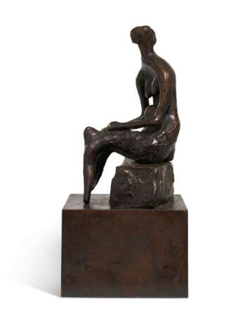 Henry Moore, O.M., C.H., (1898-1986) - photo 3
