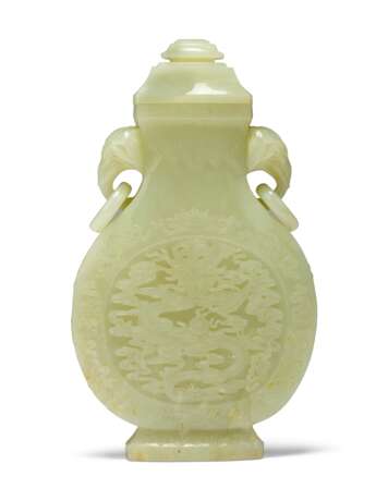 A CHINESE PALE GREENISH-WHITE JADE `DRAGON` VASE AND COVER - фото 1