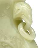 A CHINESE PALE GREENISH-WHITE JADE `DRAGON` VASE AND COVER - фото 3