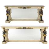 A NEAR PAIR OF FRENCH ORMOLU-MOUNTED FAUX-MARBLE, PARCEL-GILT AND EBONISED CONSOLE TABLES - Foto 1