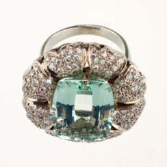Ring white gold with aquamarine and diamonds