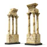 TWO ITALIAN GIALLO SIENA MARBLE MODELS OF SURVIVING SECTIONS OF THE TEMPLES OF CASTOR AND POLLUX AND VESPASIAN - Foto 1