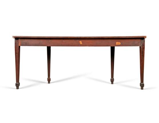 A GEORGE III MAHOGANY SIDE TABLE - Foto 4