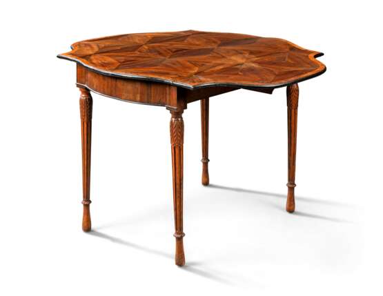 A GEORGE III ZEBRAWOOD, TULIPWOOD, FRUITWOOD, EBONISED AND PARQUETRY PEMBROKE TABLE - Foto 1