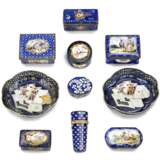 A GROUP OF ENAMEL SNUFF BOXES AND OBJECTS - photo 1