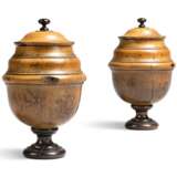 A PAIR OF GEORGE III FRUITWOOD AND LIGNUM VITAE URNS AND COVERS - photo 3
