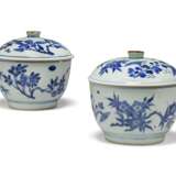 A NEAR PAIR OF CHINESE BLUE AND WHITE LARGE BOWLS AND COVERS - photo 1