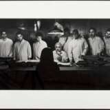 Shirin Neshat (b. 1957) - Foto 2