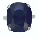 AN IMPRESSIVE SAPPHIRE RING - фото 1