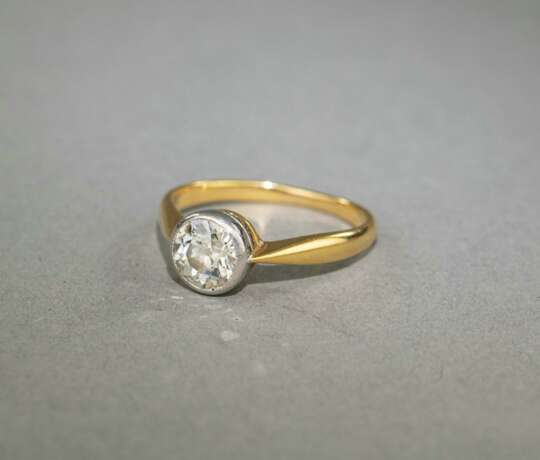 Ring mit Altschliffdiamant - photo 2