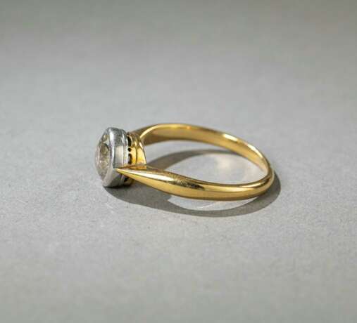 Ring mit Altschliffdiamant - photo 4