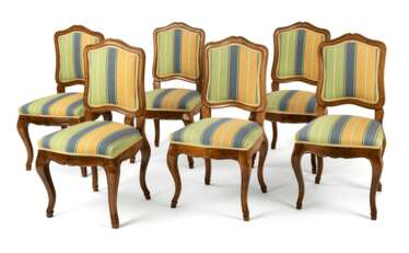 Sechs Rokoko-Stühle