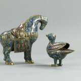 Zwei Cloisonné-Weihrauchbrenner in Form eines Pferdes und einer Ente - Foto 2