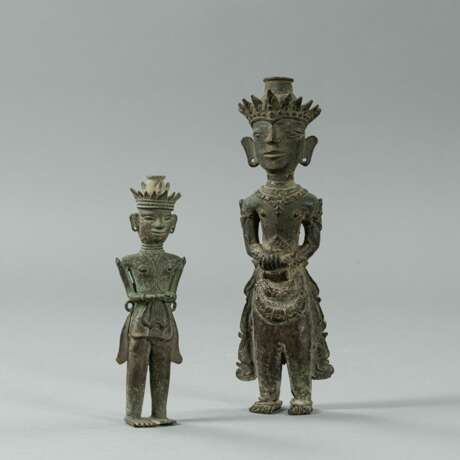 Zwei Ahnenfiguren aus Bronze - Foto 1