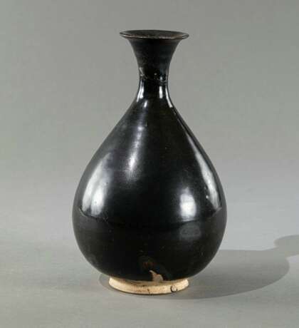 Dunkelbraun glasierte Vase aus Irdenware - photo 2