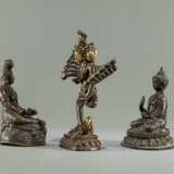 Drei buddhistische Bronzen - photo 2