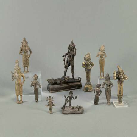 Gruppe von elf kleinen Bronzen - фото 1
