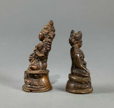 Figur des Buddha und Tara aus Bronze - фото 4