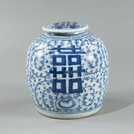 Blau-weißer Ingwertopf aus Porzellan mit 'Shuangxi'-Dekor - Foto 1