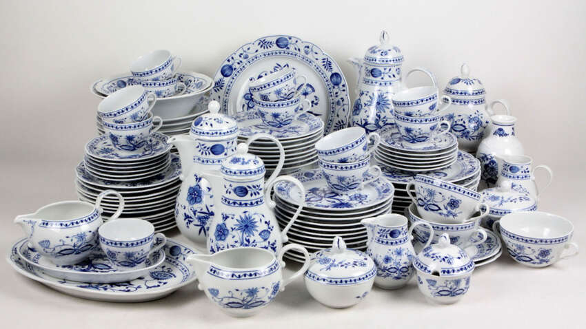 Vintage KAHLA set of 8 porcelain spice jars
