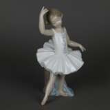 Porzellanfigur "Kleine Ballerina II", Lladro, Spanien, Modellnr. 8126 - Foto 1