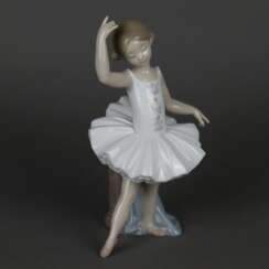 Porzellanfigur "Kleine Ballerina II", Lladro, Spanien, Modellnr. 8126