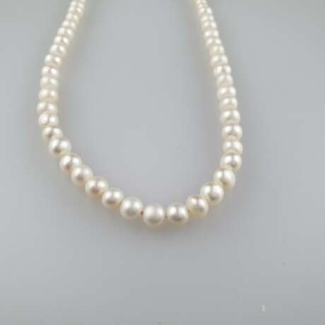 Perlenkette mit Goldverschluss - фото 2