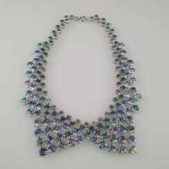 Magnificent vintage collar in the shape of a collar