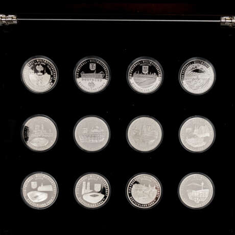 18 Sterling Silber Medaillen im Spezial Etui, - Foto 2