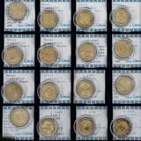 Ca. 50 x 2 Euro Münzen, verschiedene Ausgaben und Länder, - photo 5