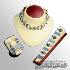 Kit bracelet-manchette, bague, boucles d'oreilles et collier