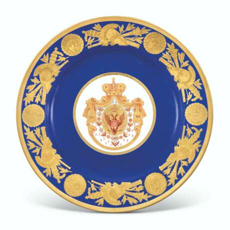 Imperial Porcelain Factory. A PORCELAIN PLATE FROM THE CORONATION SERVICE OF EMPEROR NICHOLAS I - photo 1